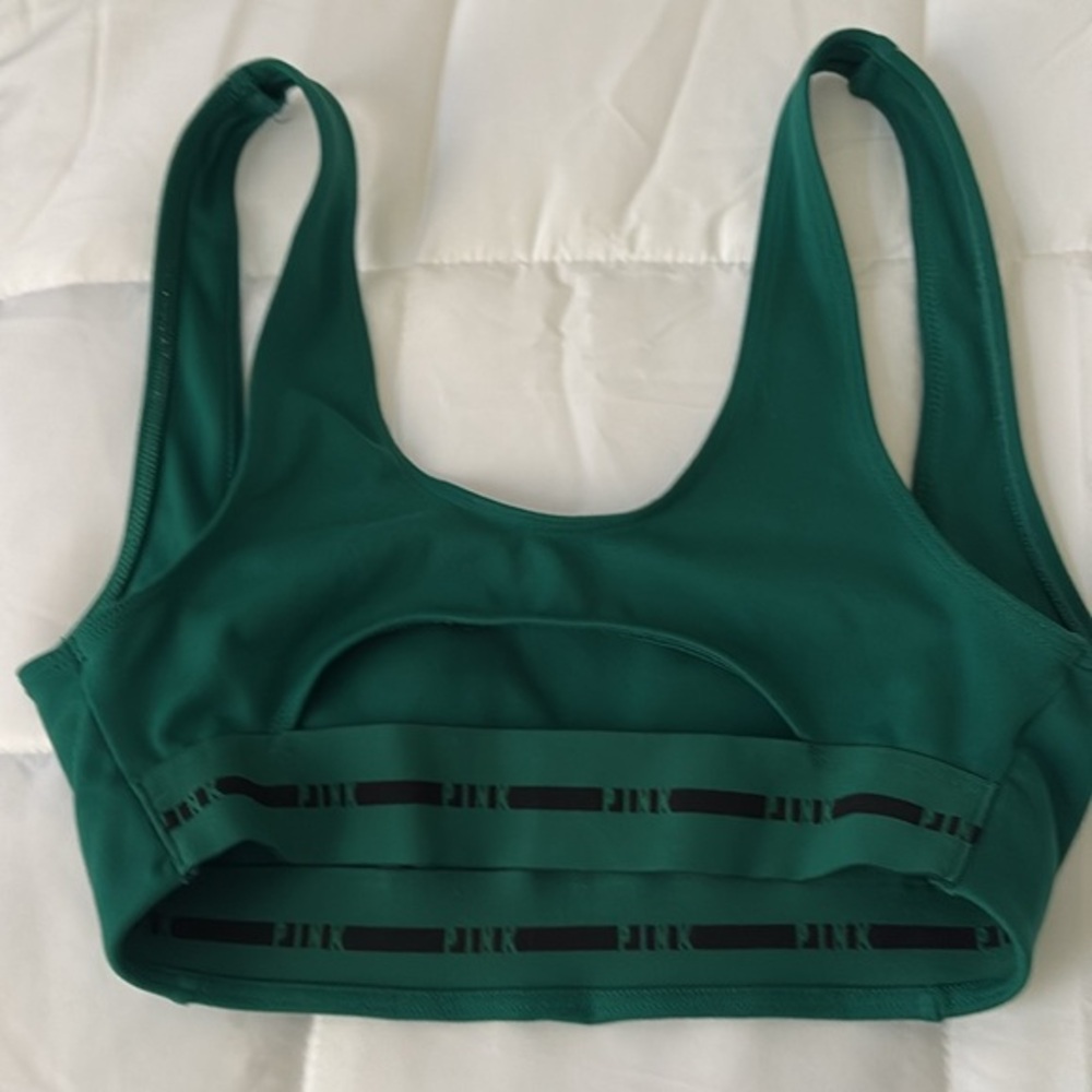 Pink workout bra top with‎ pads XS green - Picture 3 of 3